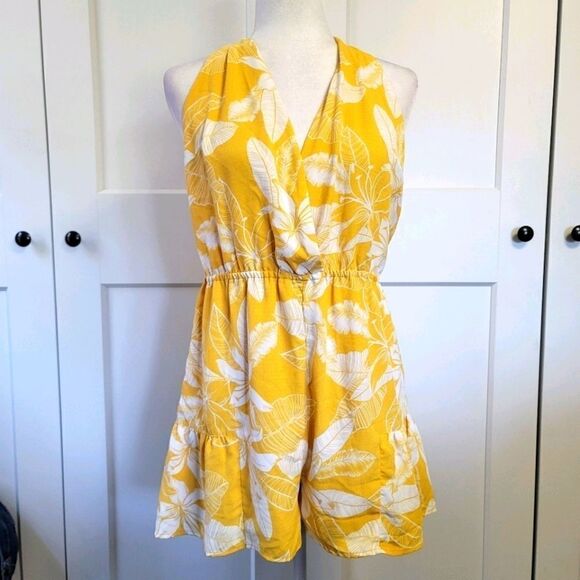 Emory Park yellow flower print romper - Picture 7 of 10